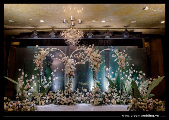 Trang trí tiệc cưới tại Intercontinental Saigon - 11.jpg